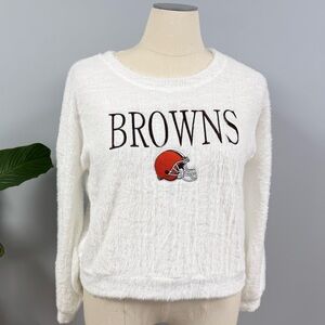 NWOT Cleveland Browns Fuzzy Sweatshirt Sleep Shirt Women’s White NFL Apparel